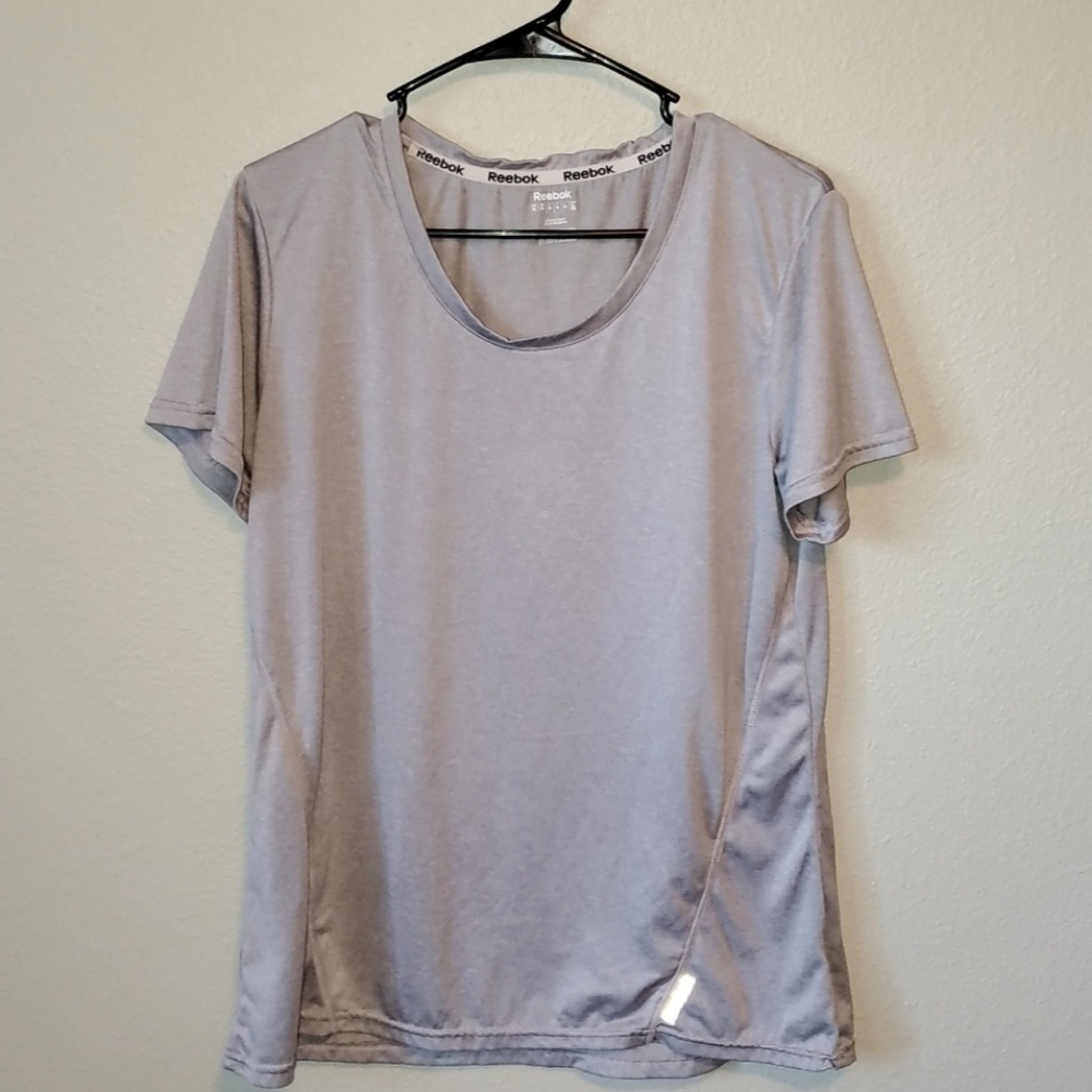 Reebok dri fit tshirt